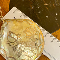 Vintage collection MOP and gold pendant necklace