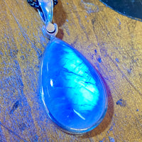Vintage collection labradorite pendant necklace