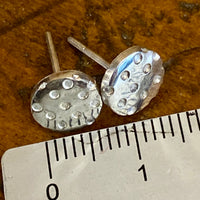 Fins silver stud earrings