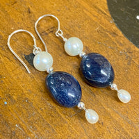 Vintage pearl and lapis lazuli earrings
