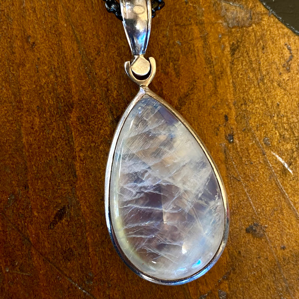 Vintage collection labradorite pendant necklace